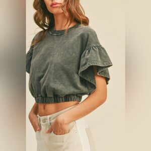 NWOT Cropped Sweater Shirt - Charcoal - Size M